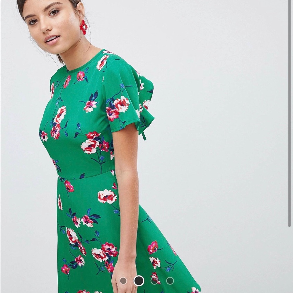 Green dress